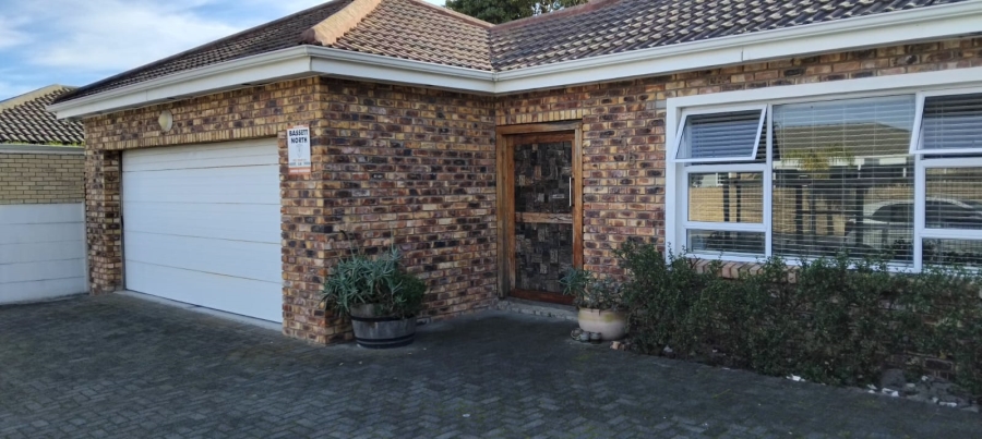 To Let 3 Bedroom Property for Rent in Jagtershof Western Cape
